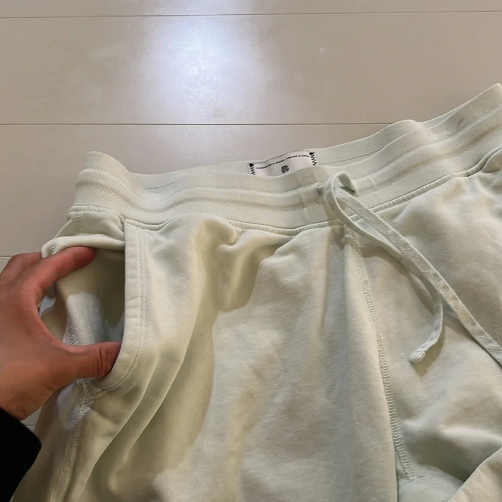 Reigning champ joggers - Picture 6 of 12